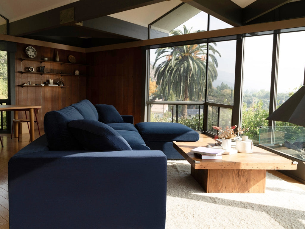 4-1 Sectional & Armchair Set