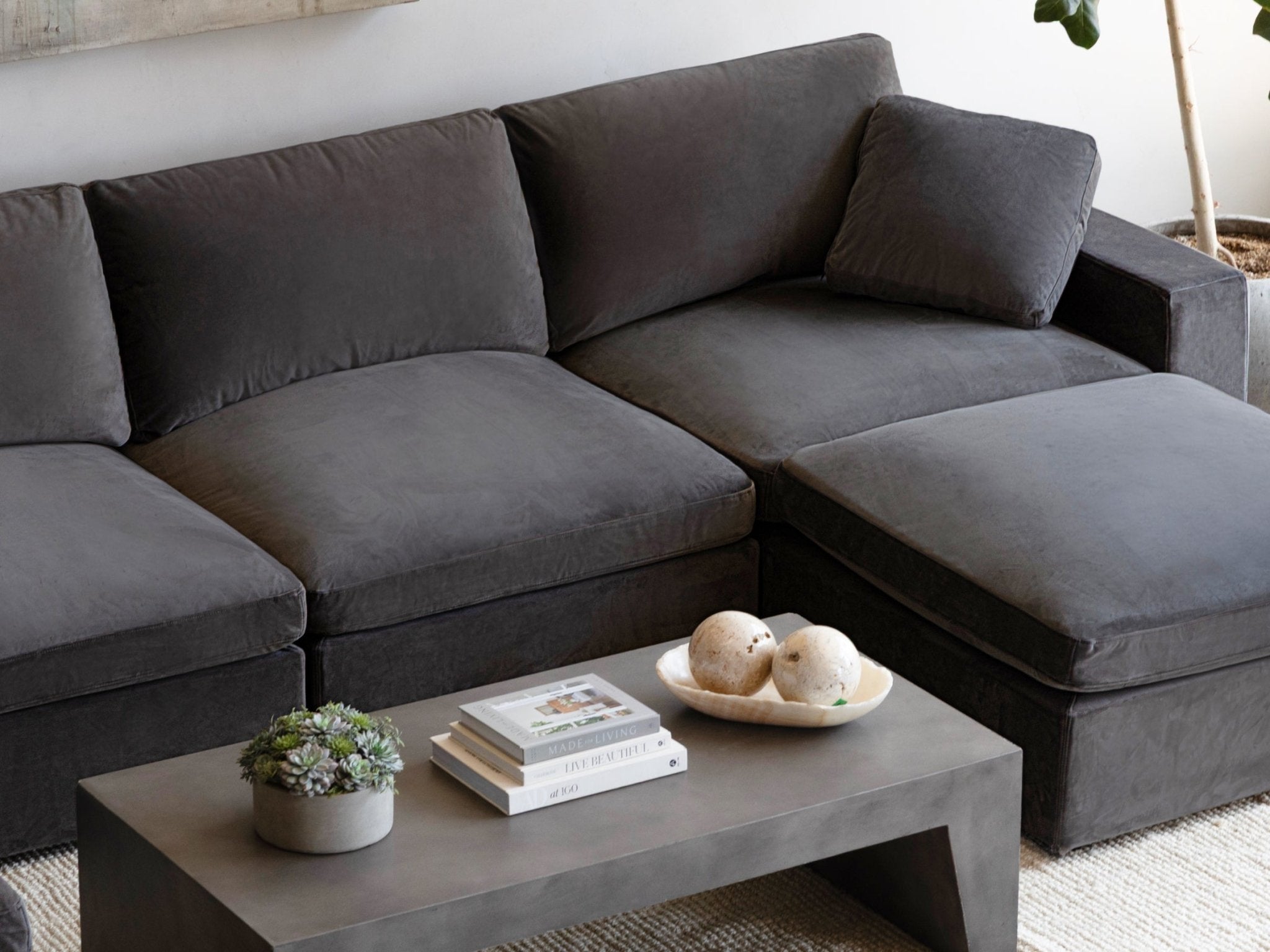 8-Seat Modular U-Sectional